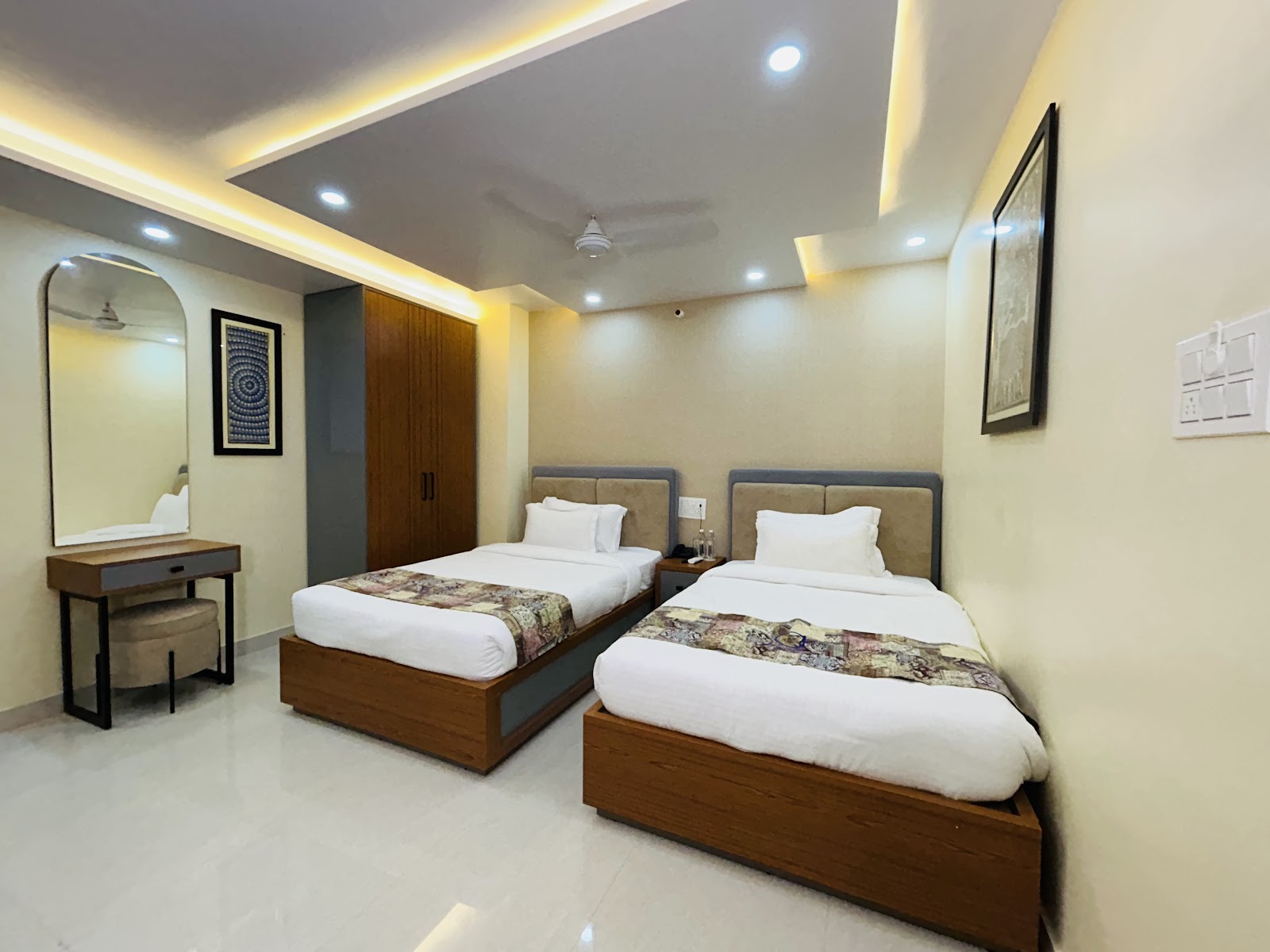 Heritage Deluxe double-bed guest room